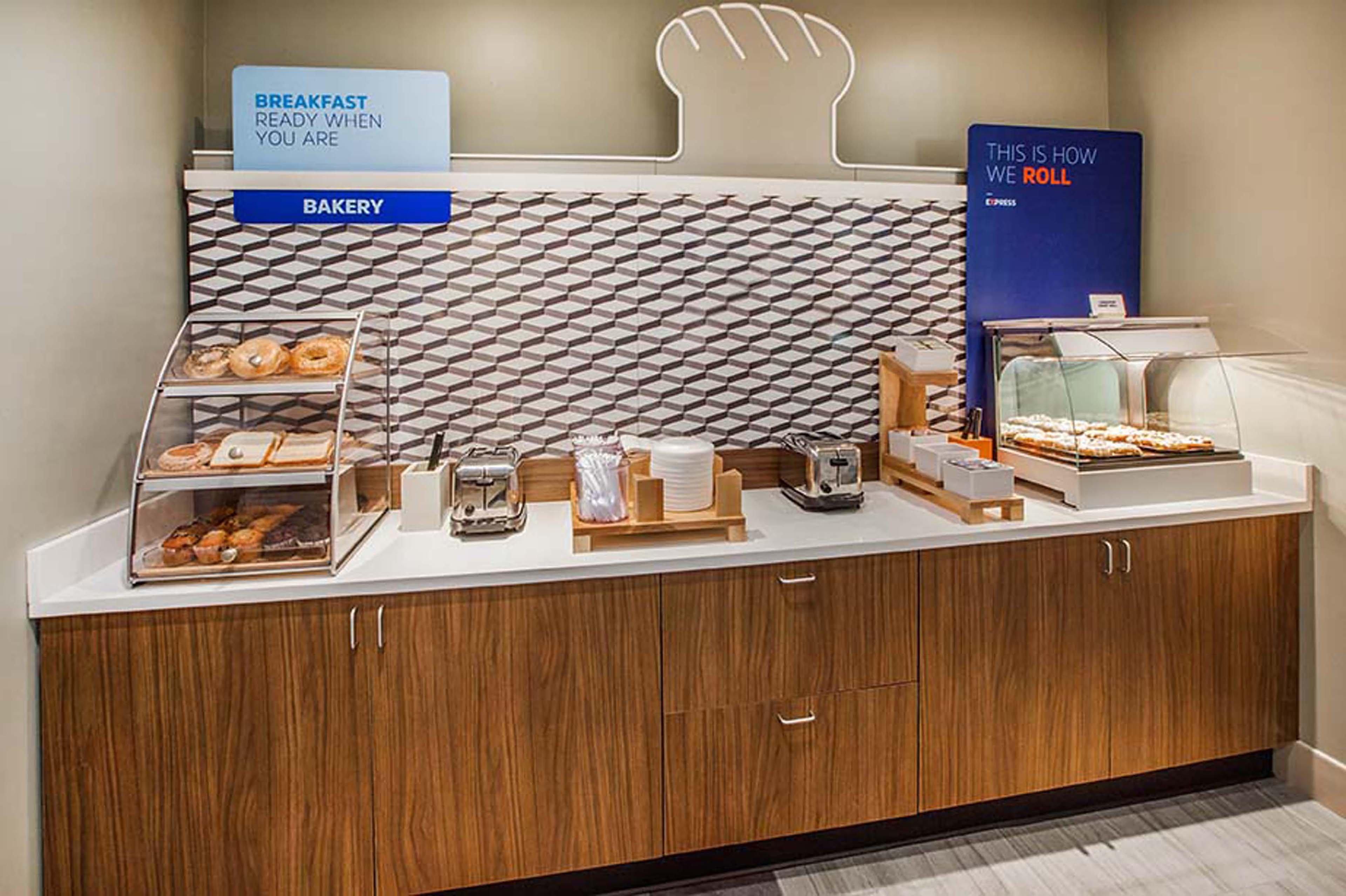 Holiday Inn Express Hotel & Suites Milwaukee Airport By Ihg Екстер'єр фото